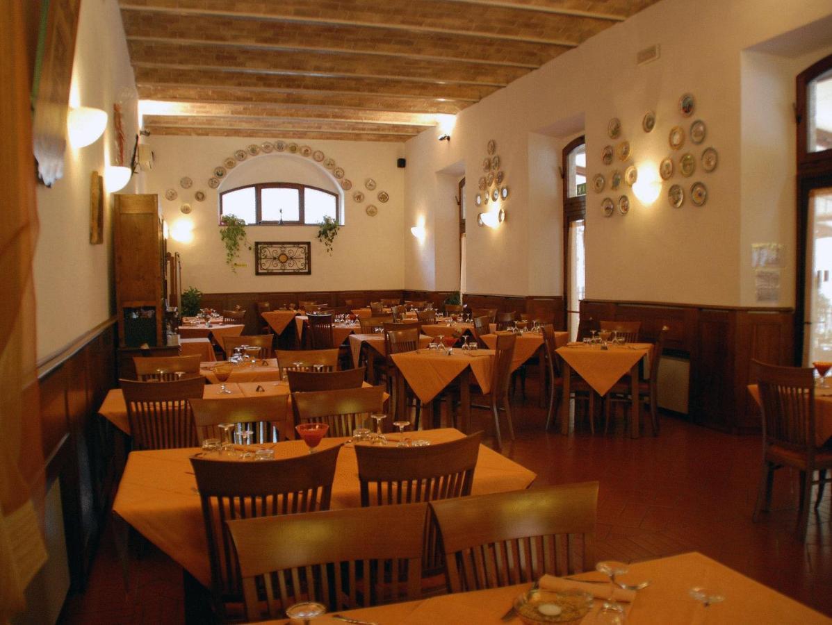 Il Vecchio Mulino Hotel Volterra Esterno foto